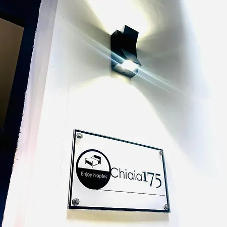 Chiaia175 בית הארחה 4*