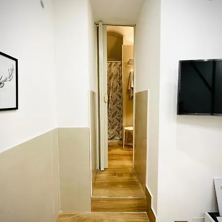 Chiaia175 *